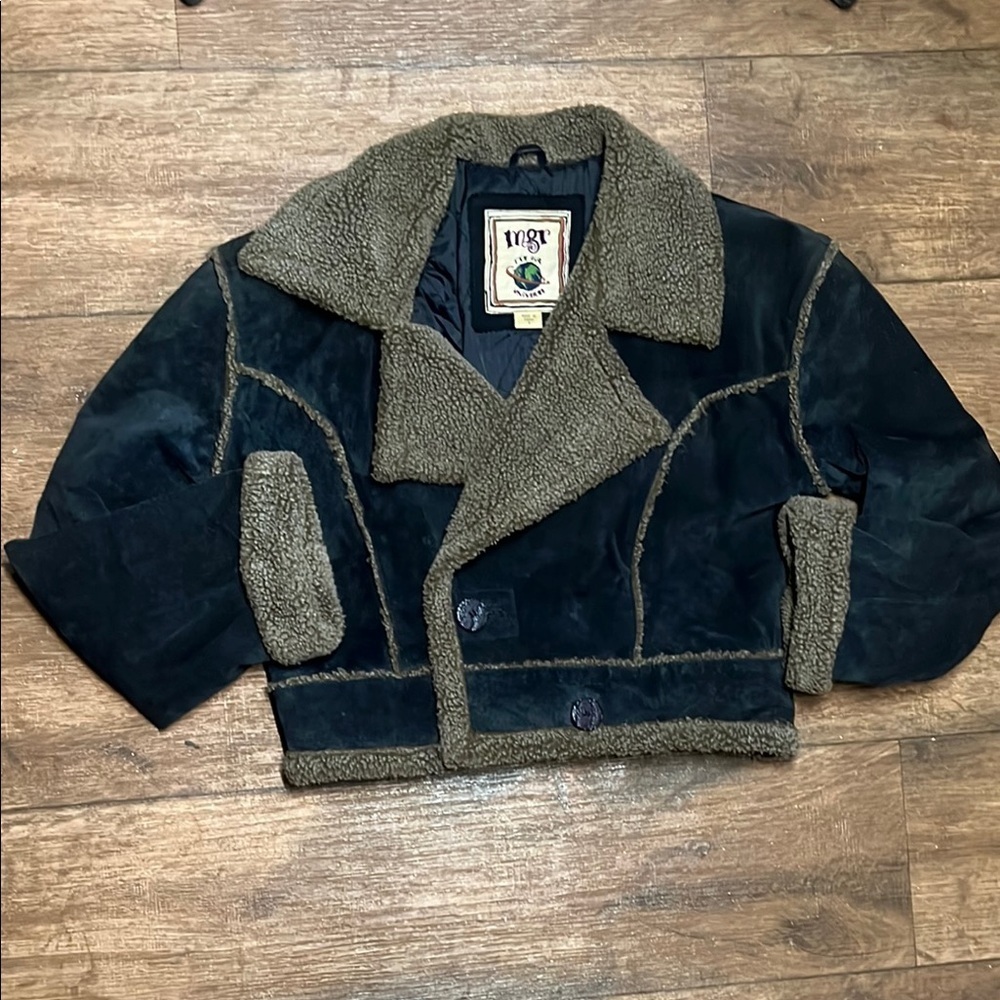 Women’s vintage MGR 90’s Y2k crop suede leather jacket size S-M